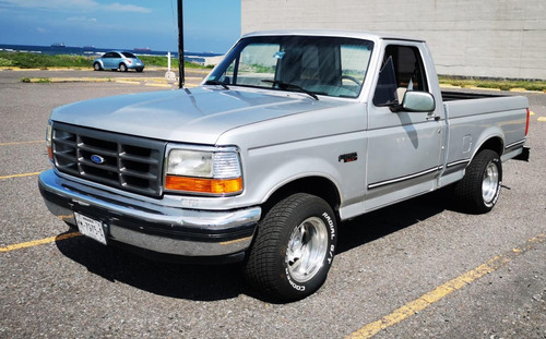 Ford F-250 5.0 Xl V8 Mt