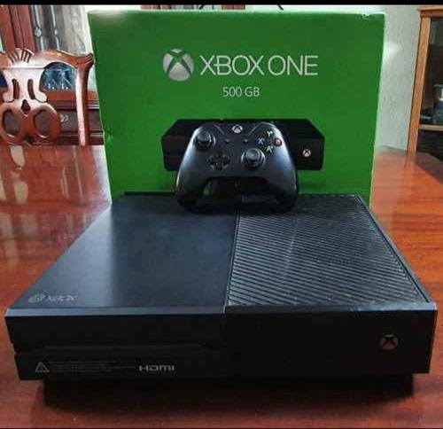 Xbox One  500gb Americana + 2 Joysticks + 3 Juegos