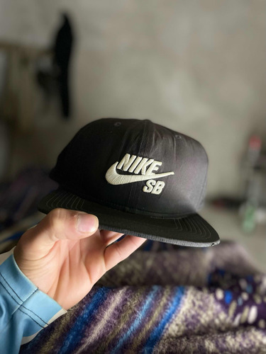 Gorra Nike Sb Red Modelo Viejo