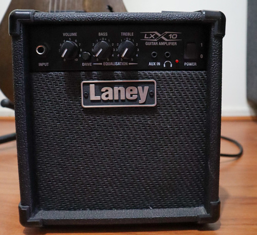 Oferta Amplificador De Guitarra Laney Lx10