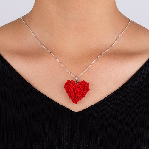 Collar Corazón De Rosas Rojas En Acero Quirúrgico