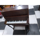 Piano Antigo 