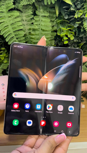 Samsung Galaxy Z Fold 4