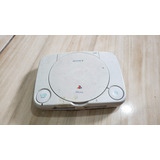 Playstation 1 Psone Só O Aparelho. Ele Liga Mas Com Defeito No Video E Som Trava E Sem Leitor. Tá Com Defeito.  506. B23