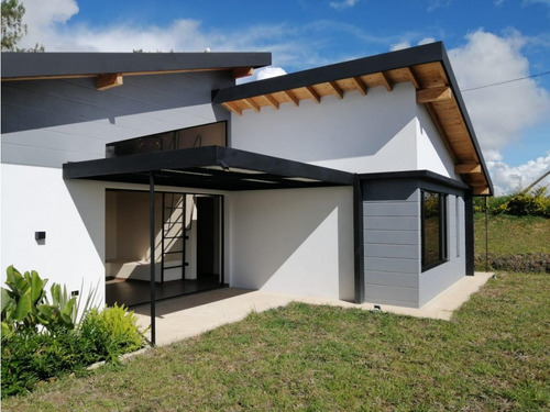 Espectacular Finca Para Estrenar En Venta San Vicente