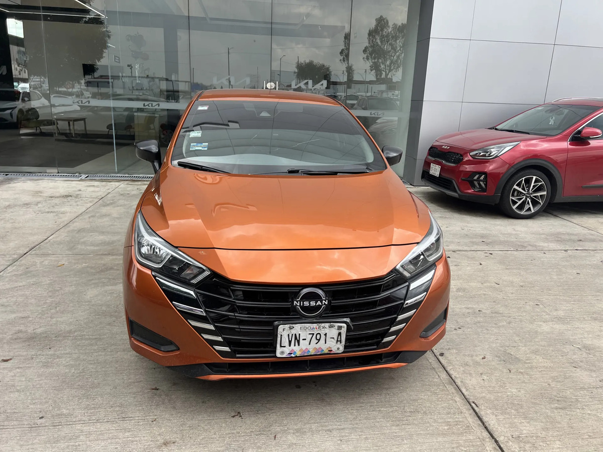Nissan Versa 2023 - Imagen 8