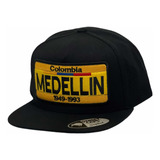 Gorra Yupoong Placa Medellín 1946-1993 Snapback