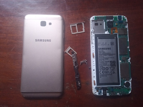 Samsung Galaxy J5 Para Retirada De Peças 
