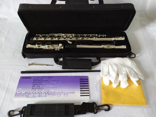 Flauta Transversal Yamaha Yfl211sl  Nova 20% Off Yfl 471