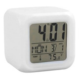 Reloj Despertador Alarma Calendario Digital Plaza De Mayo Color Blanco