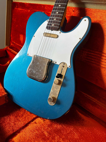 Fender Custom Shop 1964 Lake Placid Blue Relic Telecaster