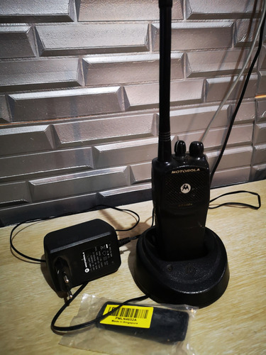 Radio Portátil Vhf Motorola Ep450