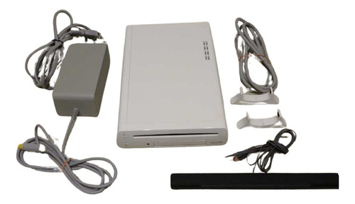 Nintendo Wii U Impecável Corpo Principal E Kit Completo