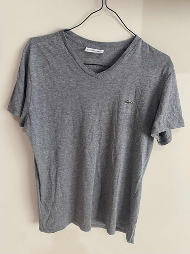 Playera Gris Lacoste Original Cuello V