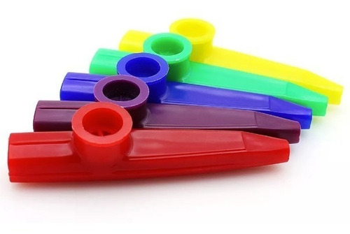 Kazoo De Plastico Marca Gcr Varios Colores Disponibles