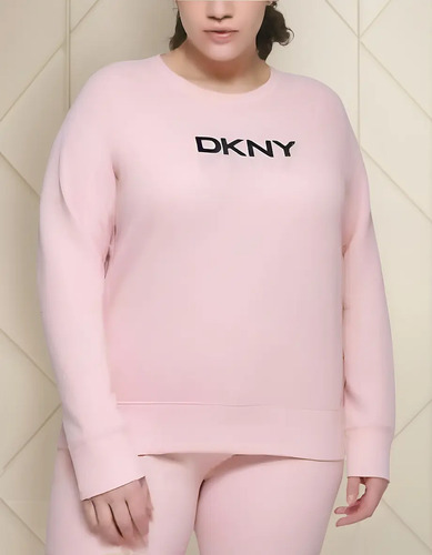 Dkny Plus Size Embellished Logo Top Rosewater Sudadera P/dam
