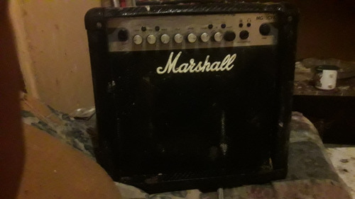 Amplificador Marshall Mg15cfx, Con Cable.un Solo Uso