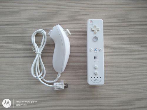 Wii Remote Plus Branco + Nunchuk Originais 