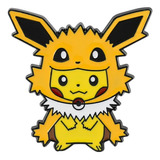 Pin Pikachu Jolteon