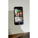 Celular I Phone 8 , 62 Gb, 82 De Batería , Color Negro 