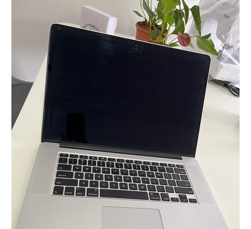 Macbook Pro Retina 15  Mid 2015 I7 16 Gb Ram 512 Gb Ssd