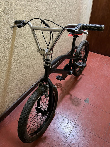 Bici Bmx/freestyle Marca Skinred 20 Con Rotor De Giro 360