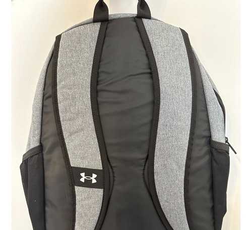 Mochila Gris Under Armour