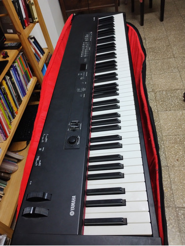 Piano Eléctrico Yamaha Cp 33