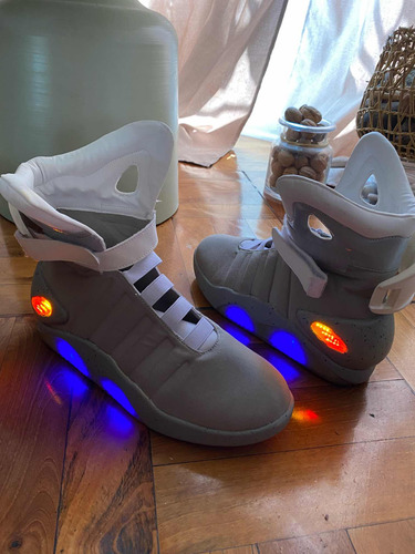 Zapatilla Modelo Air Mag Volver Al Futuro