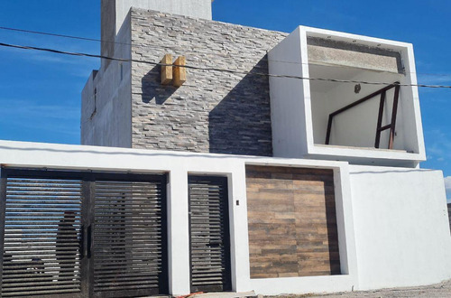 Casa En Fraccionamiento Con Alberca Privada, Seguridad Las 24 Horas - Imagen 2