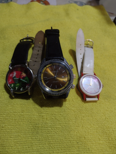 Tres Relojes De Cuerda Antiguos Hong Kong 2 Hombre Y 1 Dama.