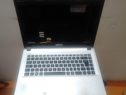 Laptop Lanix Neuron A 43807