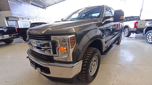 2018 Ford F250 Cabina Y Media 4x4 6.2l