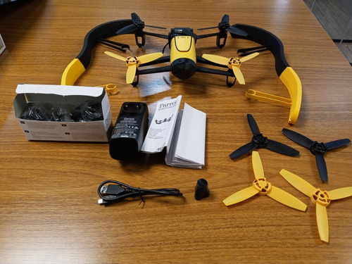 Drone Parrot Bebop Com Câmera Fullhd Amarelo - Sem Bateria 