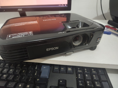 Projetor Epson Powerlite S12+ / 2800 Lumens - Lampada Nova