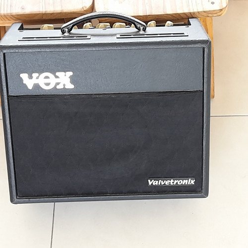 Amplificador De Guitarra Vox Vt20