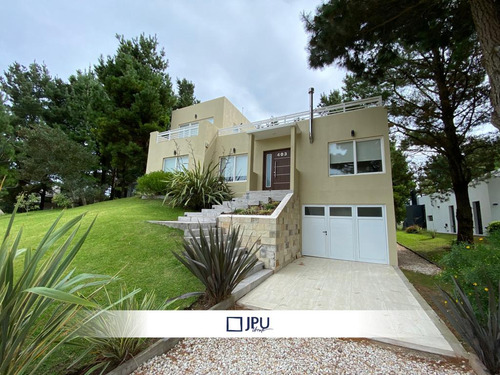 Casa En Venta Costa Esmeralda Barrio Deportiva - Imagen 2
