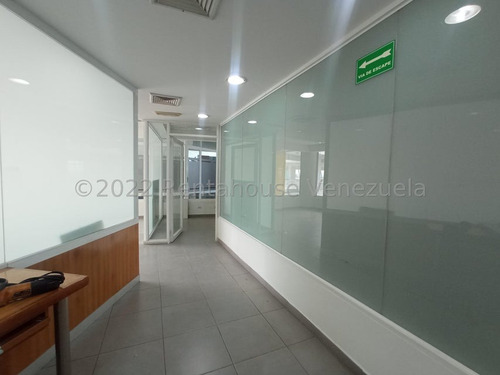 Oficina En Alquiler 177 Mts, Planta Electrica Areas Comunes , Vigulania 24/7 Zona Ind. Castillito Valencia Carabobo Leida Falcon Lf23-16576 - Imagen 2