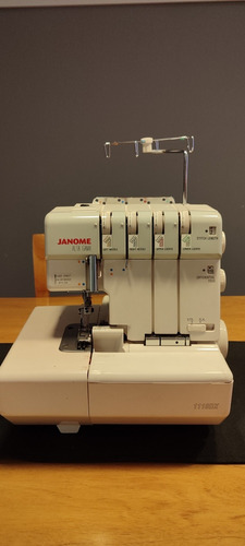 Overlock Janome Alta Gamma Semi Industrial Modelo 1010dx