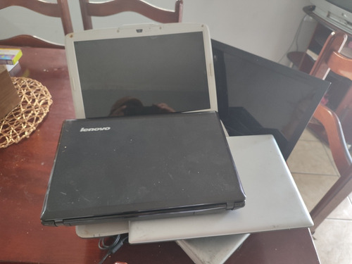 Lote De 8 Notebook Lcd Ok Para Negociar