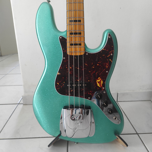 Baixo Vintage Modified Jazz Bass '70s Customizado