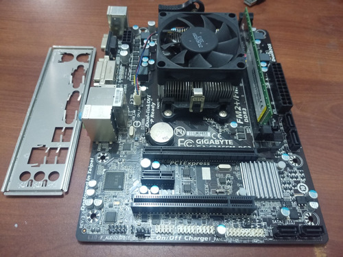 Tarjeta Madre Gigabyte +a4, +4gb Ram F2a55m Ds2