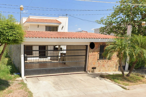 Casa En Remate Cerca A Plaza Campanario En Los Mochis, Sinaloa - Imagen 4