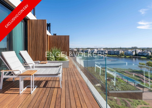 Magnífico Penthouse En Venta Sobre El Lago Id 5940