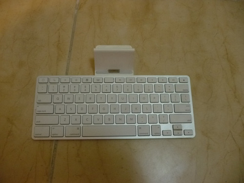 Apple Keyboard Dock Station 30 Pines Pad 1 Y iPad 2