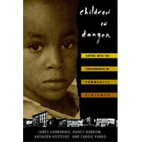 Children In Danger, De James Garbarino. Editorial John Wiley Sons Inc, Tapa Blanda En Inglés