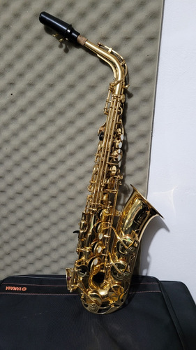 Saxofon Alto Yamaha Yas 275