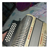 Acordeon 5 Letras Honner Corona Lll