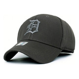 Gorra De Béisbol Negra Ajustada Y Cerrada Para Hombre Con Le