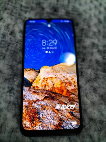 Samsung Galaxy A30